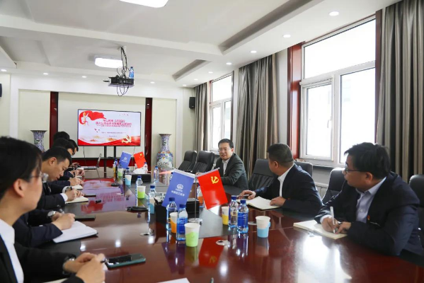 中鐵水務集團黨委副書記、總經(jīng)理王文剛到銀川西線供水項目辦黨支部開展形勢任務教育